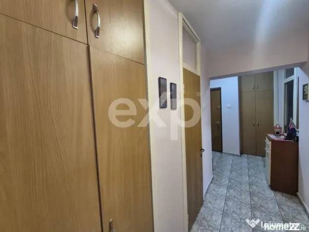 De vanzare I 3 camere luminoase | Basarabia - Arena National