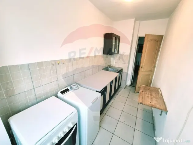 Garsoniera de vanzare decomandata | Metrou Piata Sudului ...