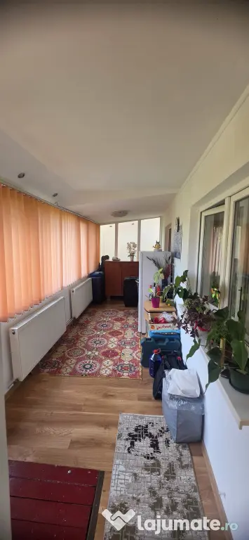 Urgent! Neg!! Prop! Vând ap 3 cam, 2 băi, 2 beciuri, balcon