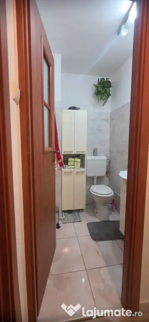 Urgent! Neg!! Prop! Vând ap 3 cam, 2 băi, 2 beciuri, balcon