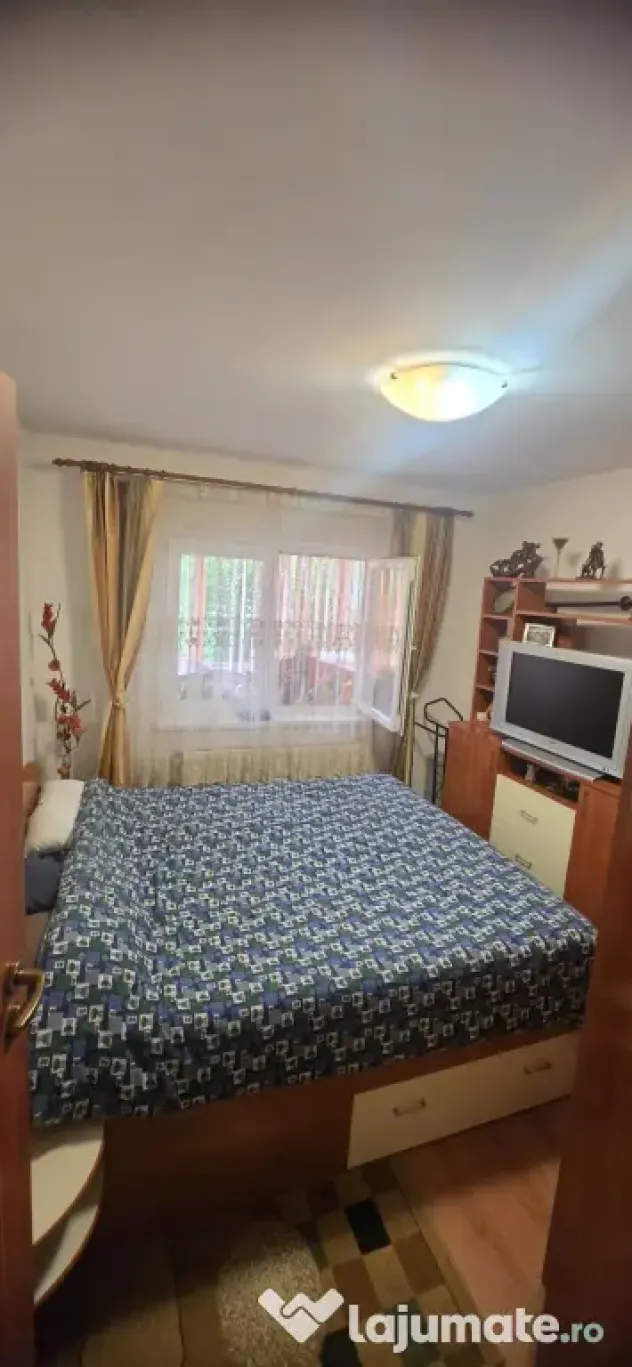 Urgent! Neg!! Prop! Vând ap 3 cam, 2 băi, 2 beciuri, balcon
