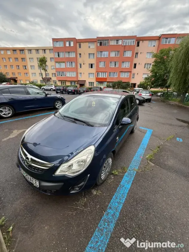 Vând Opel Corsa D 2011