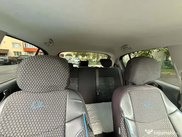 Vând Opel Corsa D 2011