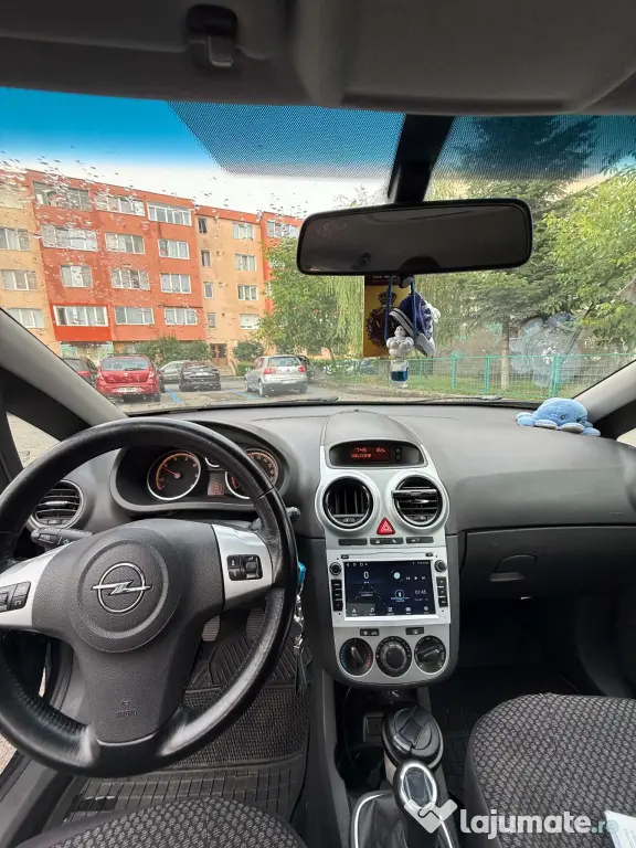 Vând Opel Corsa D 2011