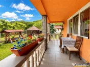 Casa spatioasa Spatiu Comercial 50 mp garaj teren 1.000 m