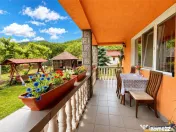 Casa spatioasa Spatiu Comercial 50 mp garaj teren 1.000 m 