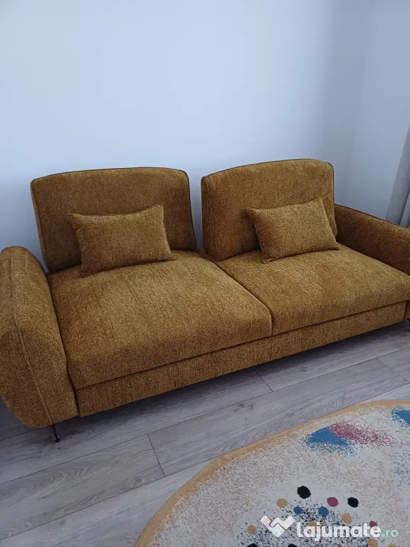 Canapea extensibila nouă de vânzare