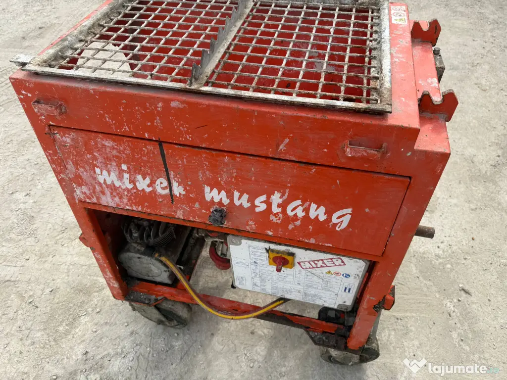 Mașină profesională de tencuit și pompat mortar Mixer Mustang+ malaxor+ furtune