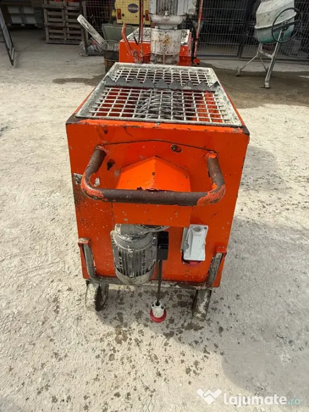 Mașină profesională de tencuit și pompat mortar Mixer Mustang+ malaxor+ furtune
