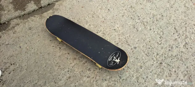 Vand Skateboard