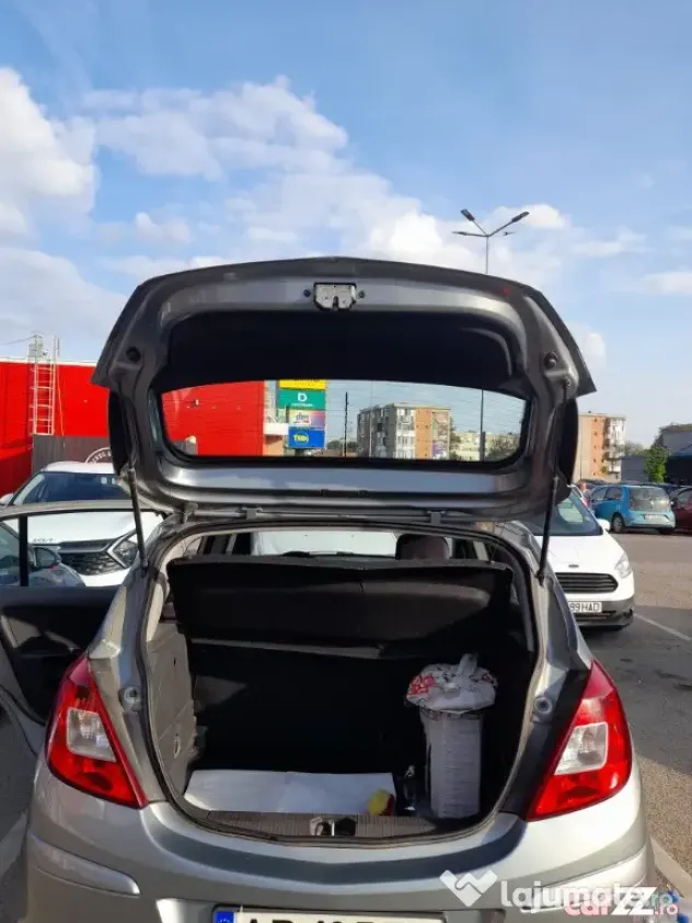 Opel Corsa D an 2010 Euro 5 motor 1.4 benzina unic proprietar ITP valabil 1 an s