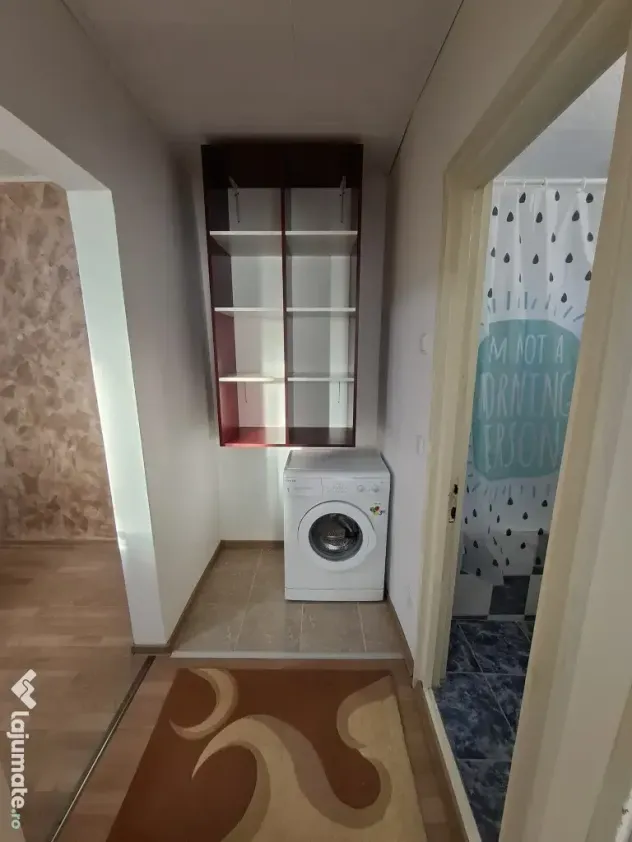 Vand apartament 2 camere Micro 3, Strada Lotus