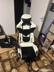Scaun de gaming ergonomis, Alb/Negru – Stare excelentă / Ca nou 