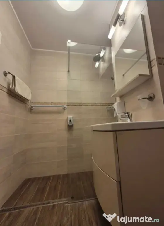 Apartament 2 camere | Semidecomandat | 64 mp | Zona Racadau