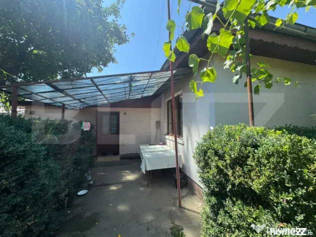 Casă pe teren de 427 mp, deschidere 15 ml, Catargiu, zona B