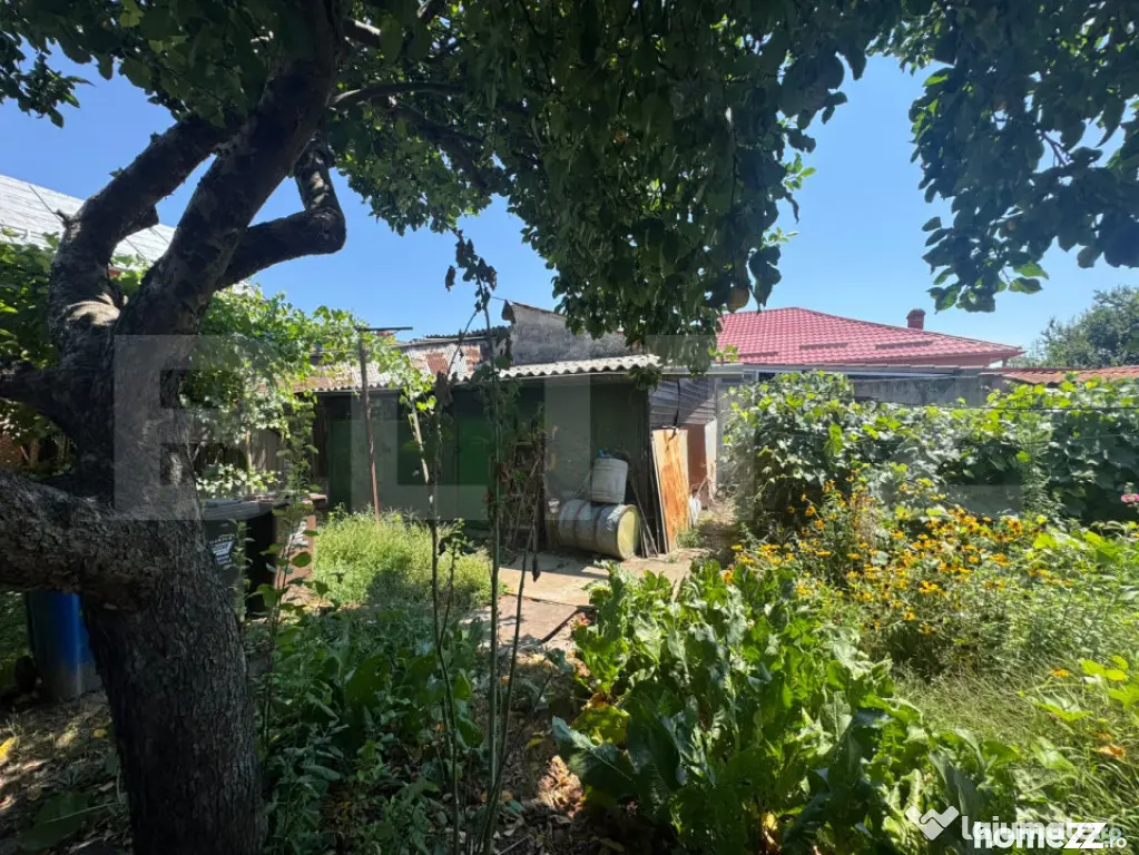 Casă pe teren de 427 mp, deschidere 15 ml, Catargiu, zona B