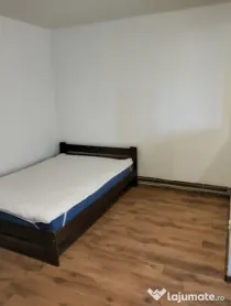 Garsoniera de închiriat
