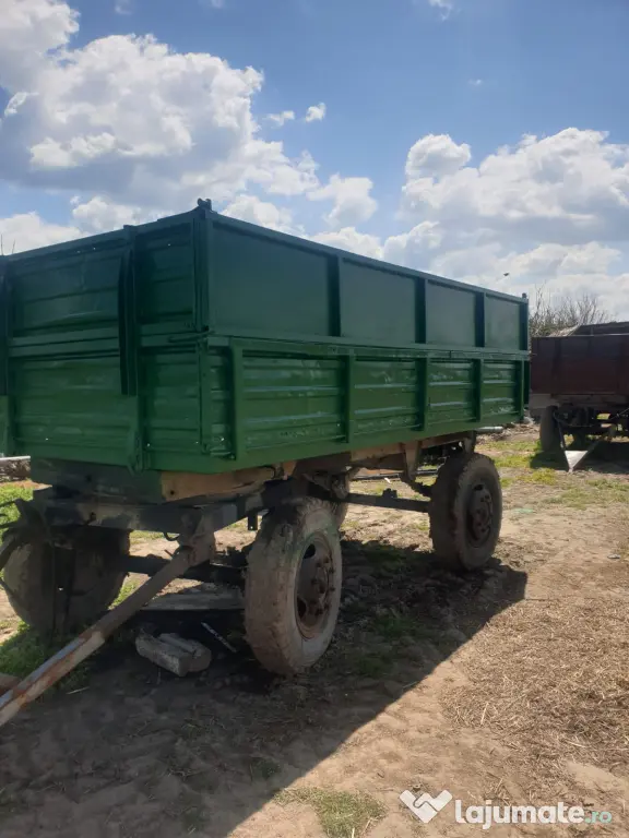 Remorca agricola