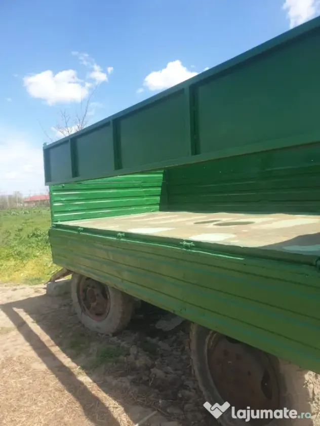 Remorca agricola