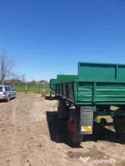 Remorca agricola