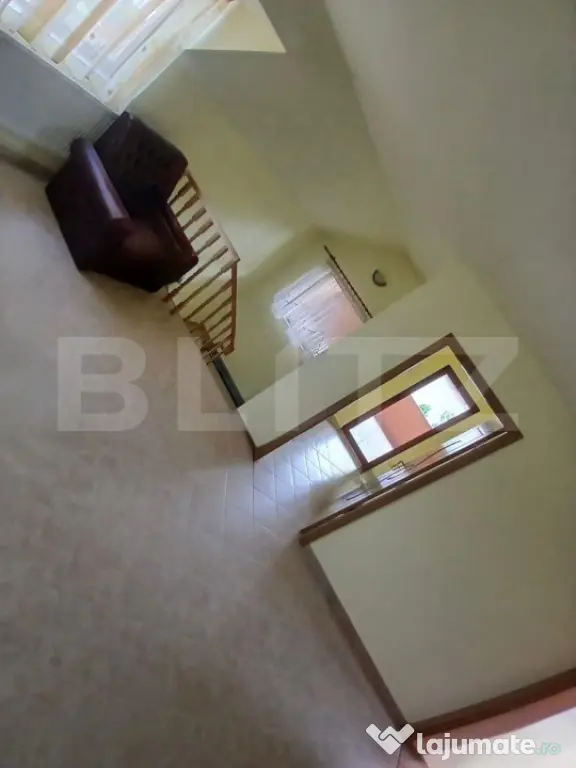 Casa P+M cu 5 camere si garaj, amplasate pe un teren de 650m