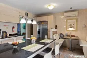 Vilă cu 4 camere de vânzare 921 mp zona Subcetate,Arad