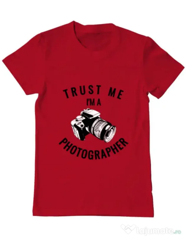 Tricou ADLER barbat I’m a photographer Rosu