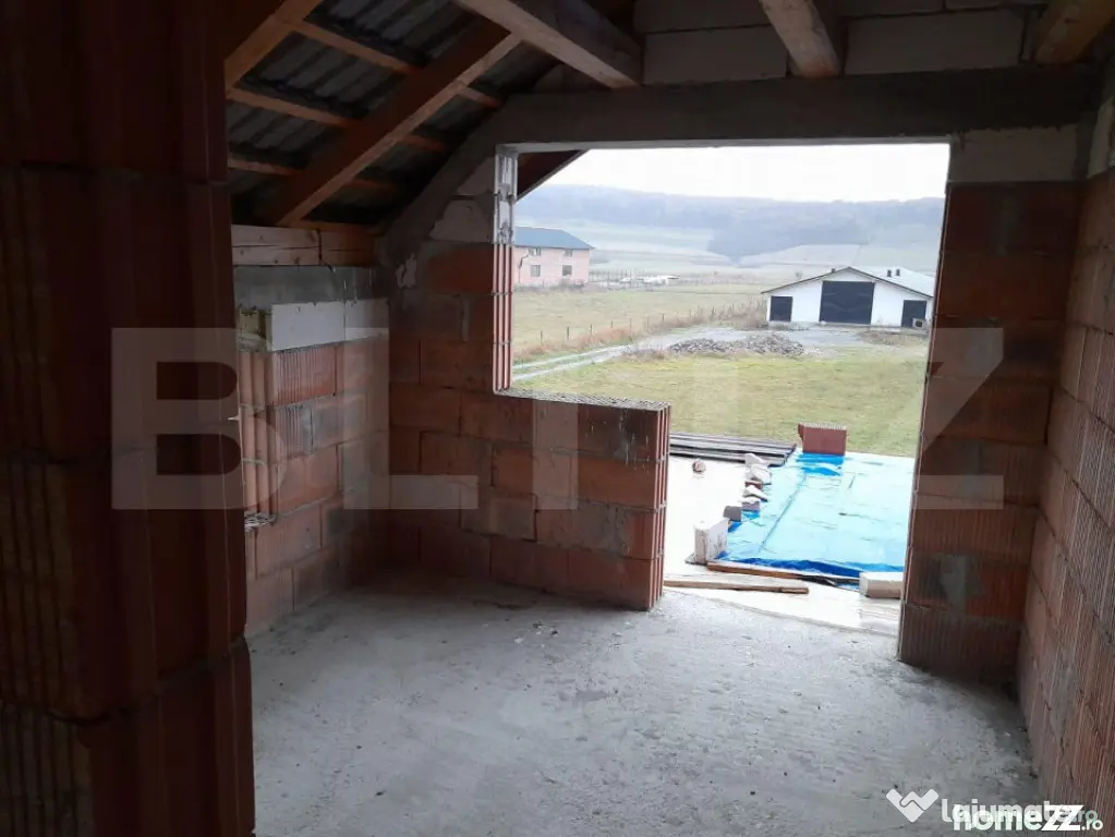 Casă individuală , 180 mp utili, teren de 1.500 mp, la 16 - Cepari (Bistrita-Nasaud)