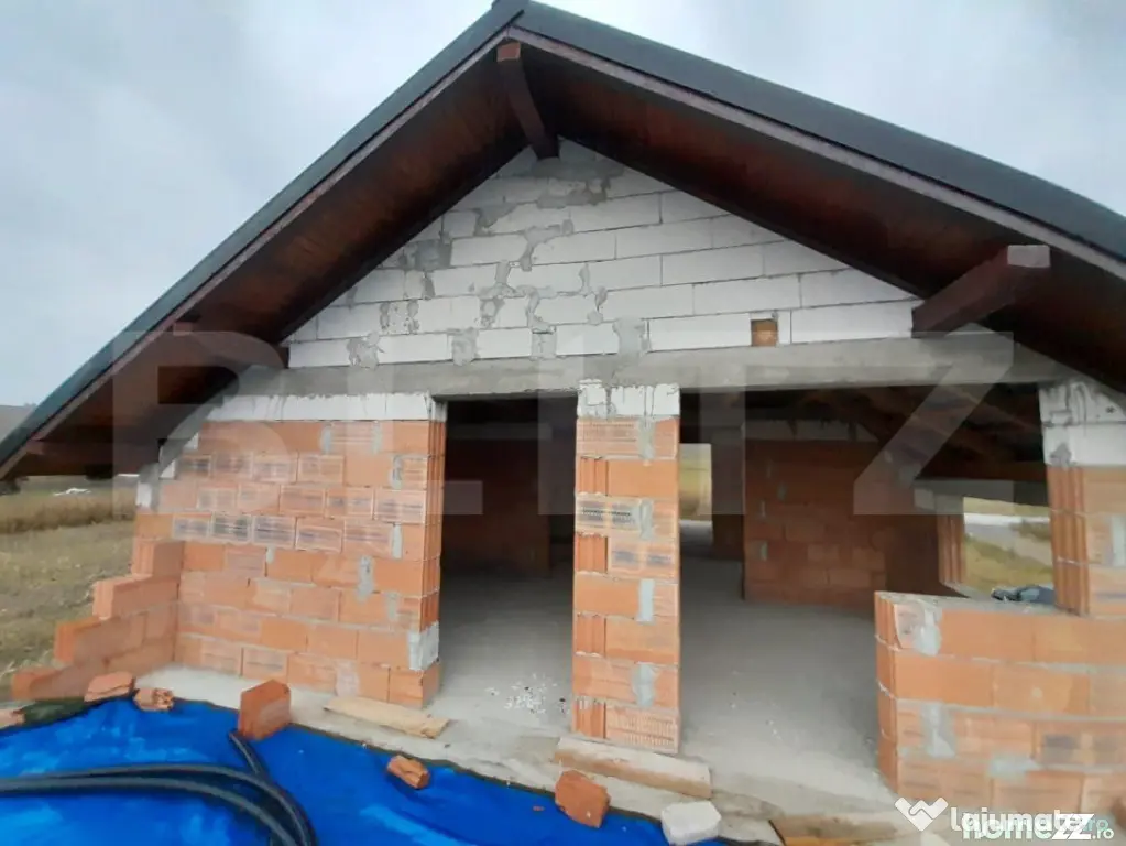Casă individuală , 180 mp utili, teren de 1.500 mp, la 16 - Cepari (Bistrita-Nasaud)