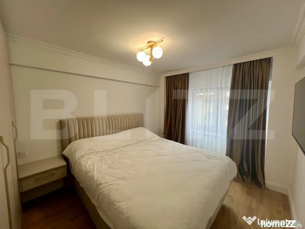 Apartament cu 3 camere, 55 mp, centrala si AC, zona Ultracen - Craiova (Dolj)
