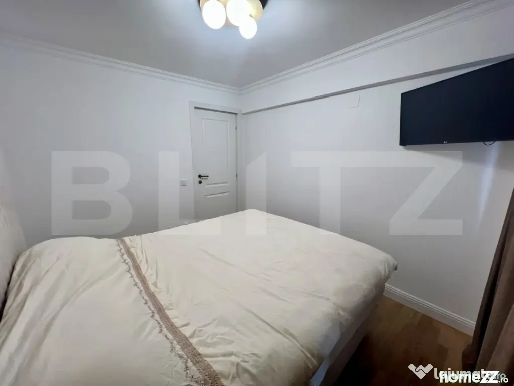 Apartament cu 3 camere, 55 mp, centrala si AC, zona Ultracen - Craiova (Dolj)