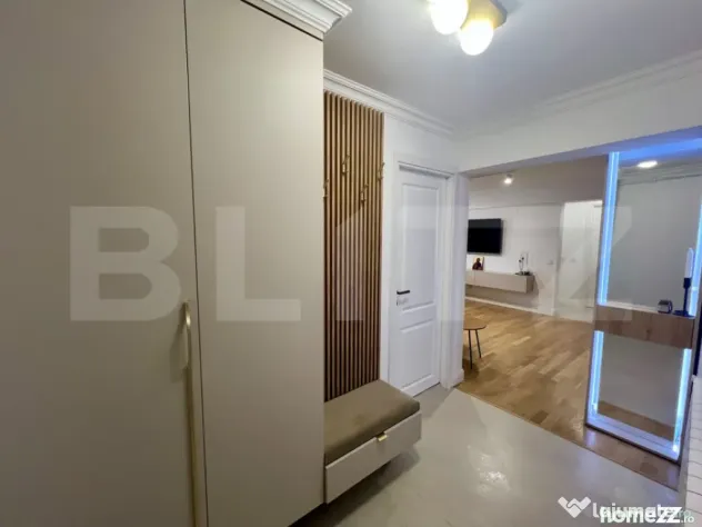 Apartament cu 3 camere, 55 mp, centrala si AC, zona Ultracen - Craiova (Dolj)