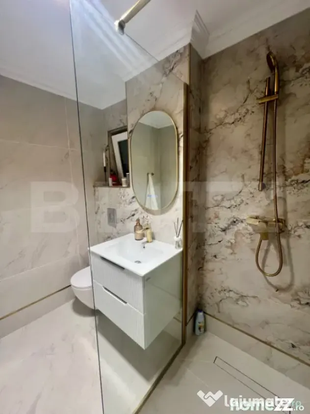 Apartament cu 3 camere, 55 mp, centrala si AC, zona Ultracen - Craiova (Dolj)