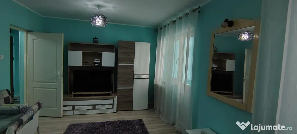 Apartament renovat mobilat si utilat zona Stadion