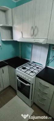 Apartament renovat mobilat si utilat zona Stadion