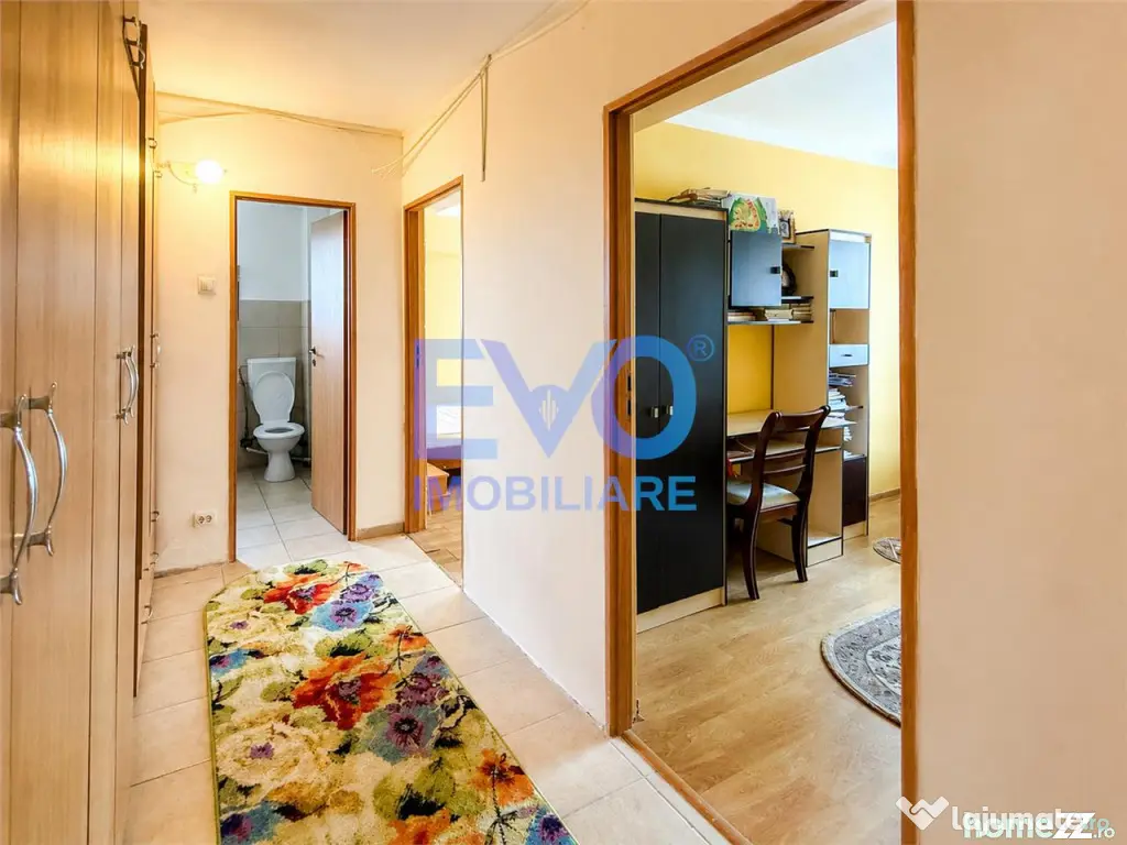 Apartament cu 3 camere de inchiriat, decomandat, zona Garii