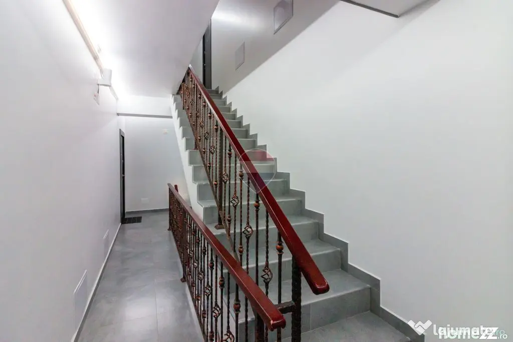 Spațiu de birouri/ bloc de vanzare in Bucuresti Ploiesti... - Otopeni (Bucuresti-Ilfov)
