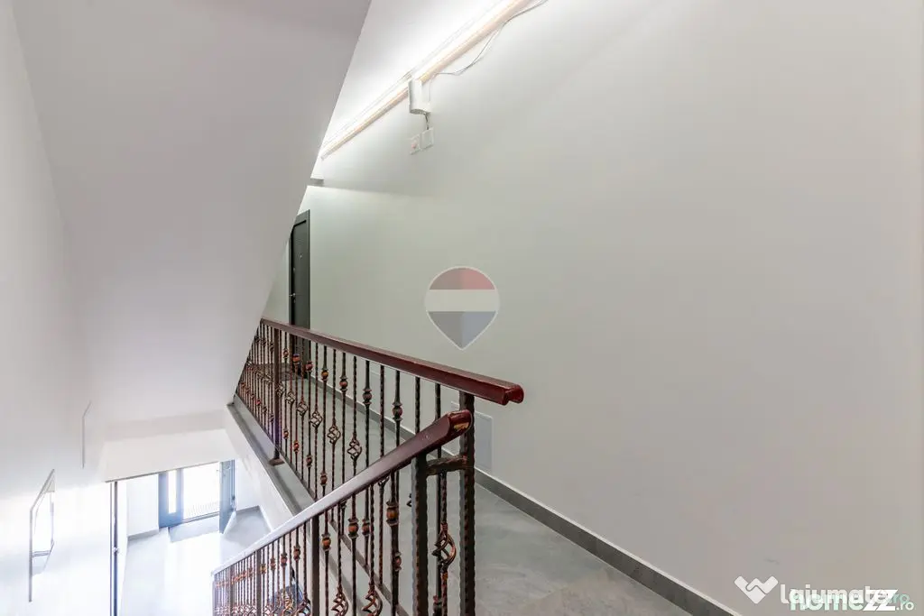 Spațiu de birouri/ bloc de vanzare in Bucuresti Ploiesti... - Otopeni (Bucuresti-Ilfov)