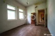 Garsoniera de renovat in centrul statiunii Azuga