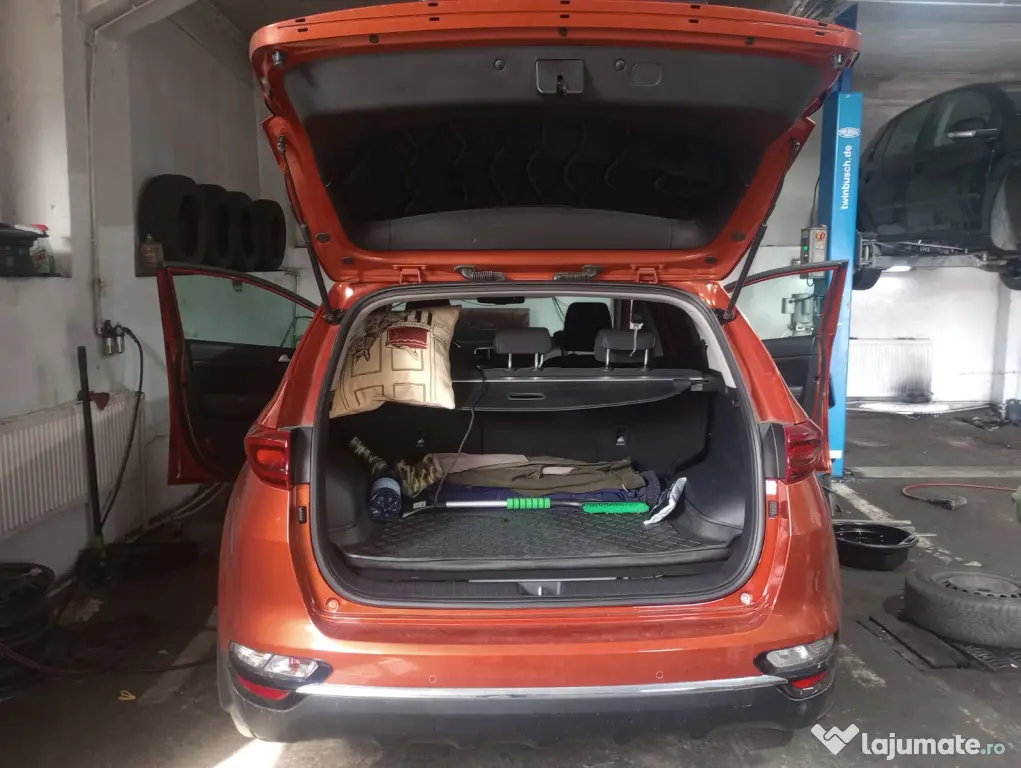 Vând Kia Sportage 2022 1.6 diesel 140 cai automata