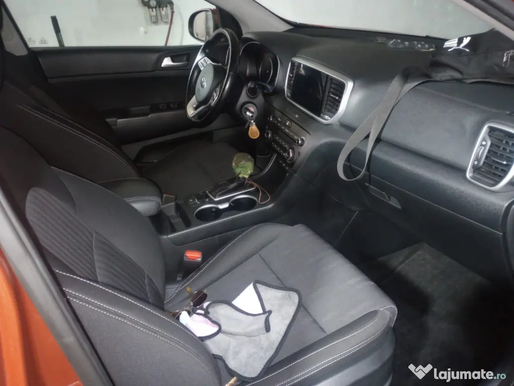 Vând Kia Sportage 2022 1.6 diesel 140 cai automata