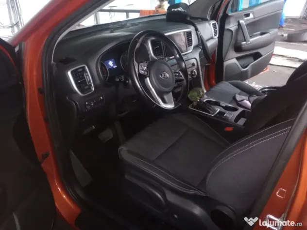 Vând Kia Sportage 2022 1.6 diesel 140 cai automata