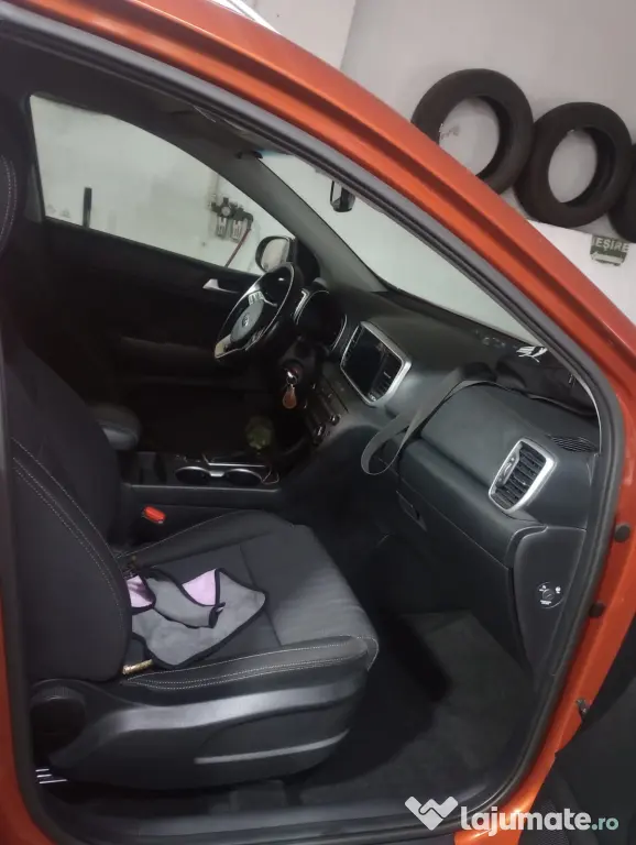 Vând Kia Sportage 2022 1.6 diesel 140 cai automata