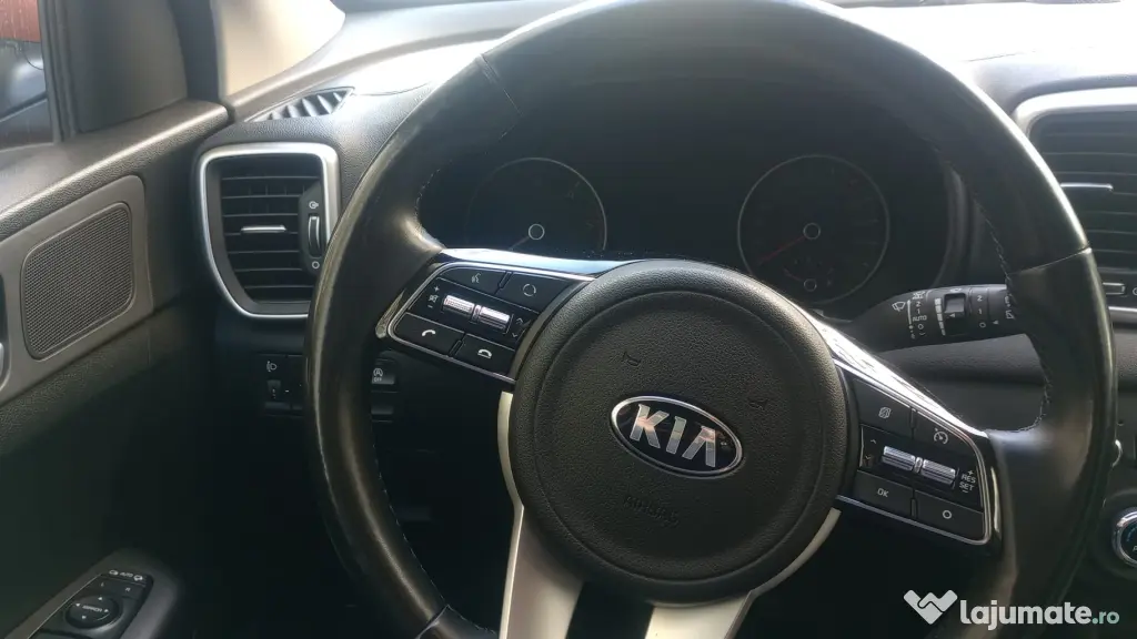 Vând Kia Sportage 2022 1.6 diesel 140 cai automata