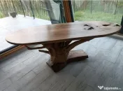 Masã din lemn masiv de nuc
