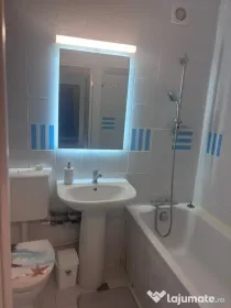 Închiriez apartament 3 camere 4-5min. de mers pe jos pans la Stația Constantin Brâncuși