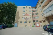 Spațiu Comercial de Închiriat, 75.86 mp, Rogerius - Oradea 