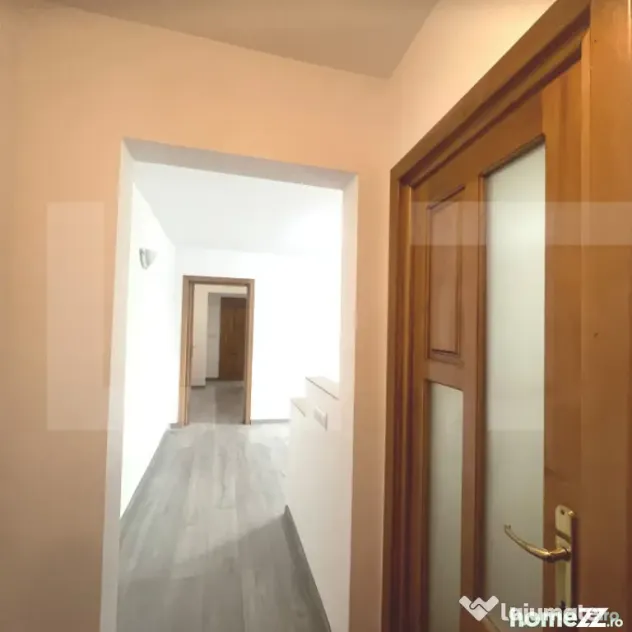 Apartament de 3 camere, 51 mp, Zona Primaverii