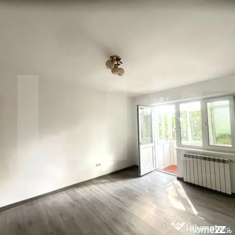 Apartament de 3 camere, 51 mp, Zona Primaverii