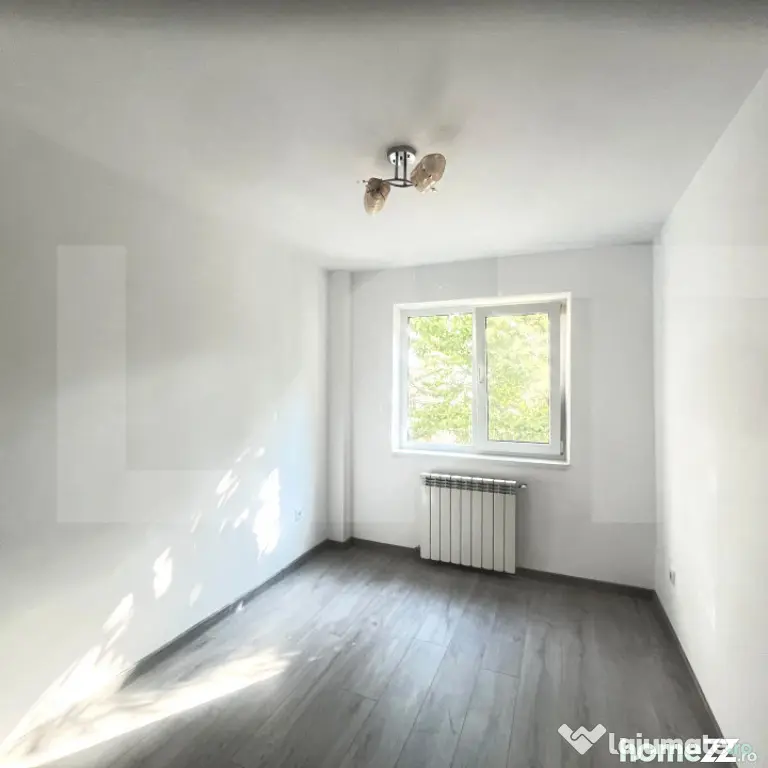 Apartament de 3 camere, 51 mp, Zona Primaverii